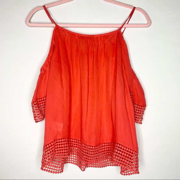 Parker Sicily Blouse in Fiesta Red - Picture 5 of 6